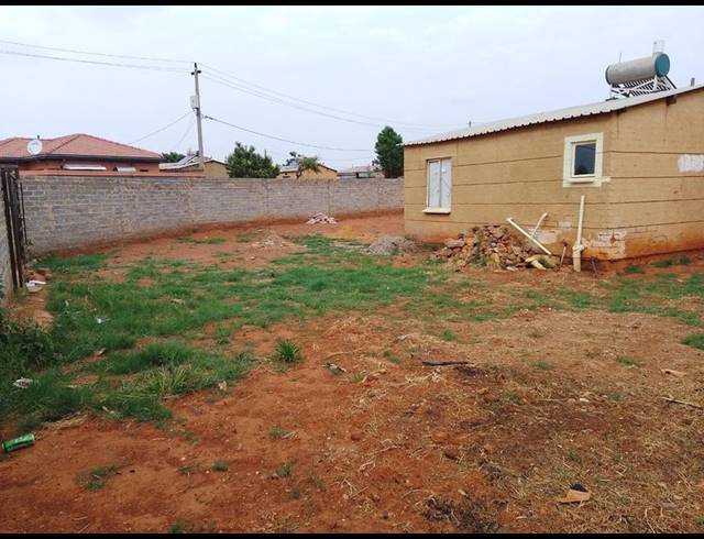 1 BEDROOM HOUSE FOR SALE IN LEHAE